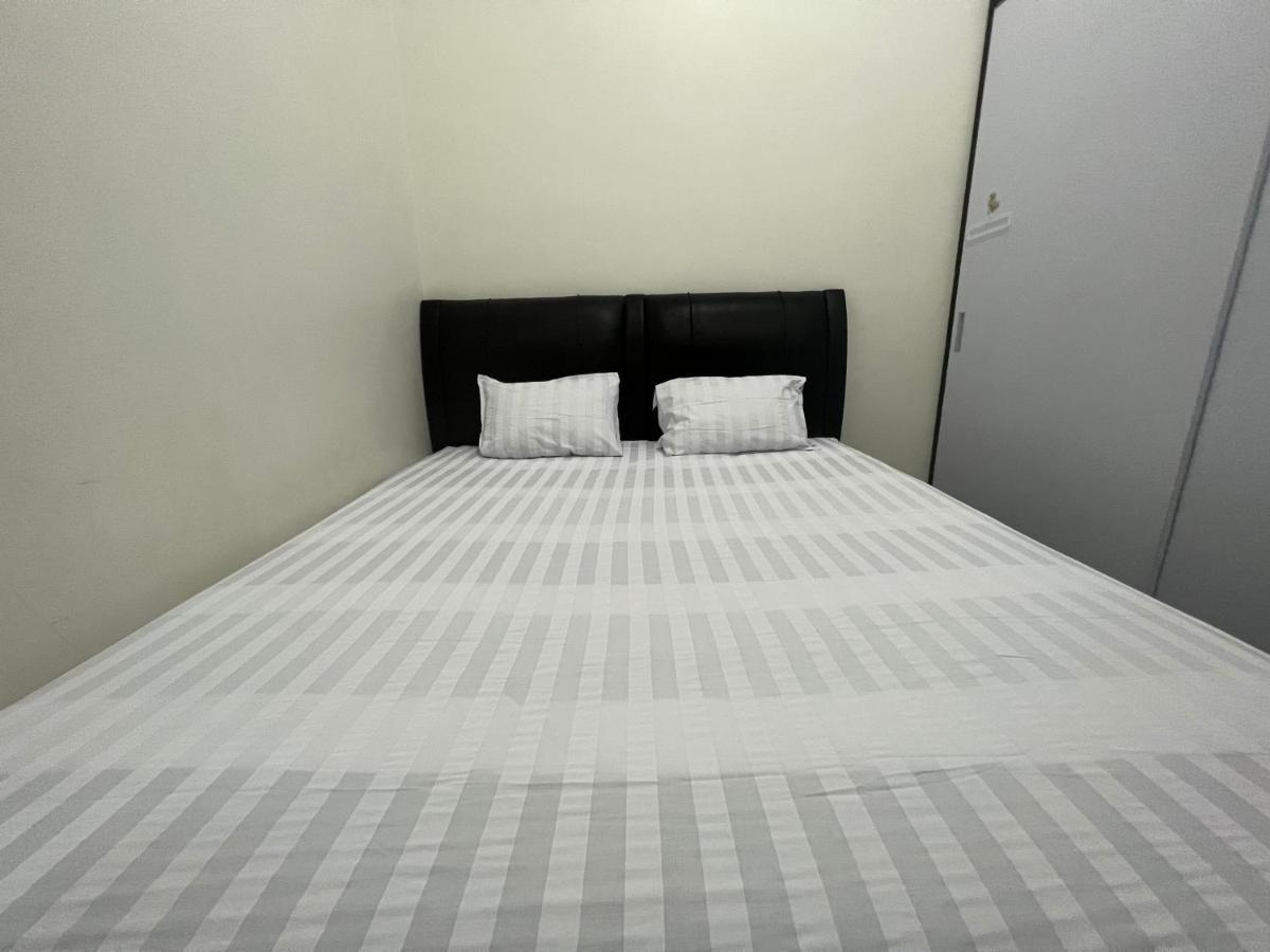 Spot On 93022 Anugrah Syariah 2* Makassar