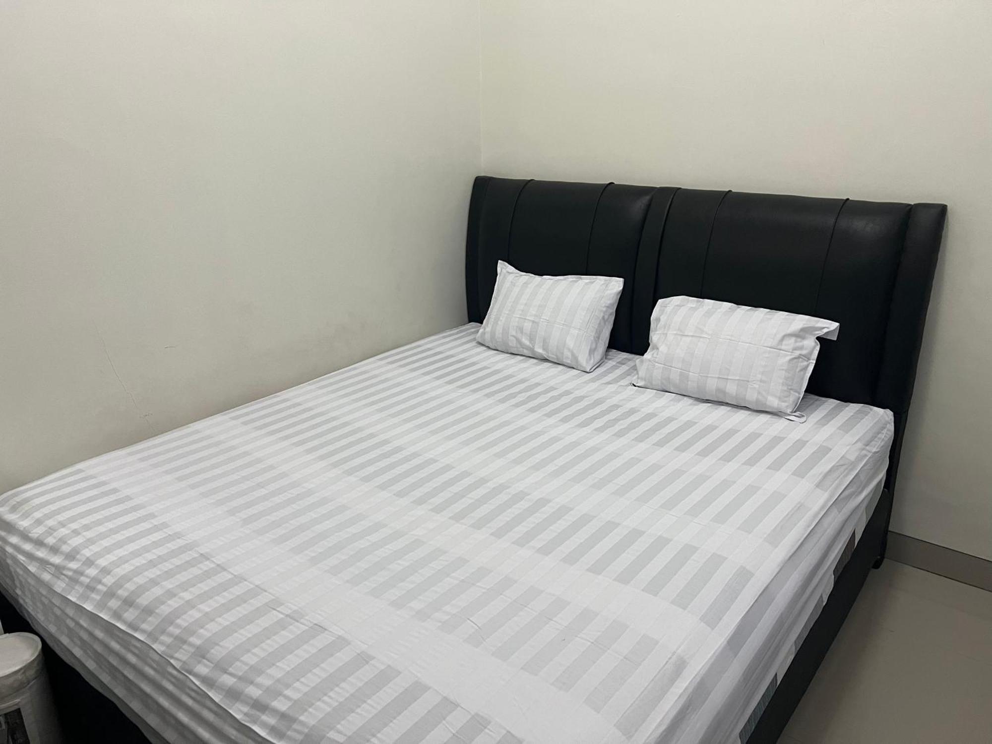 Spot On 93022 Anugrah Syariah Hotel